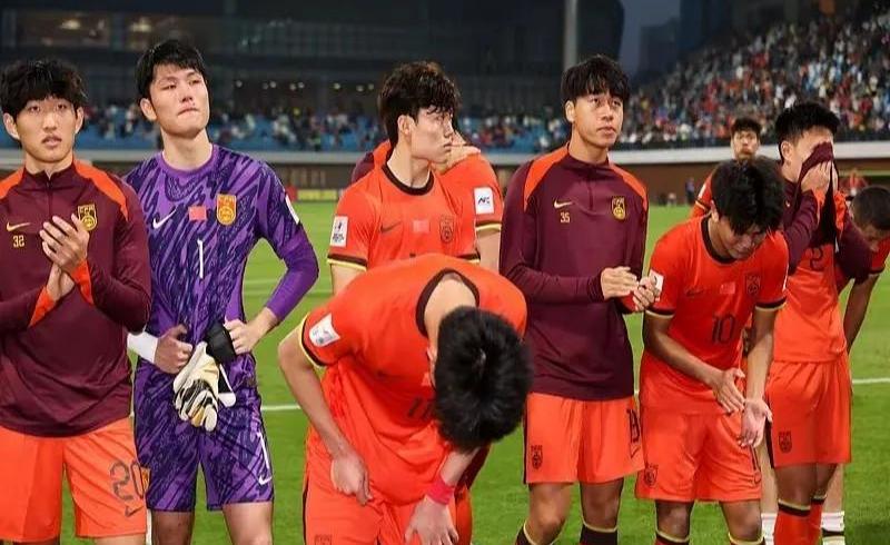 开云世界杯2026-门将火线加入战斗，守住球门不失一球